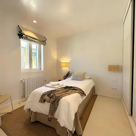 Holiday home El Delirio De Luna - 32800