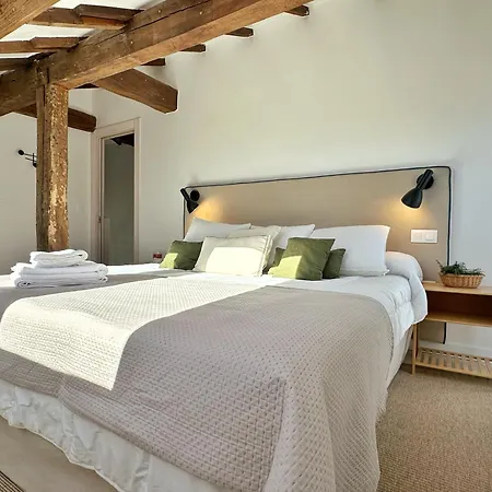 El Delirio De Luna - 32800 Педренья