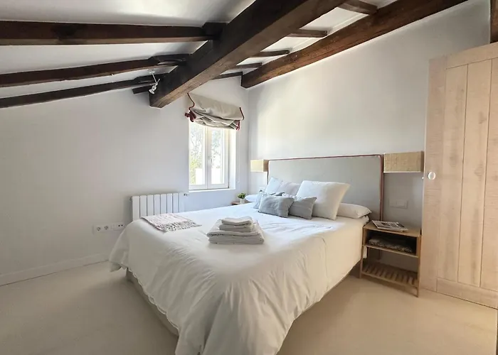 El Delirio De Luna - 32800 Педренья