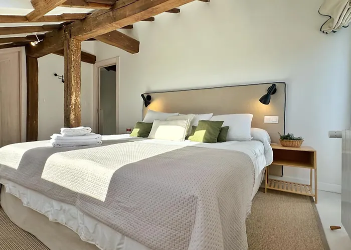 El Delirio De Luna - 32800 Педренья